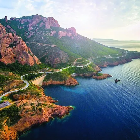 Appartement Cosy à 200m De La Mer!